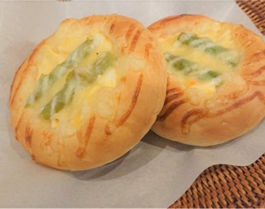 マカロニサラダロール